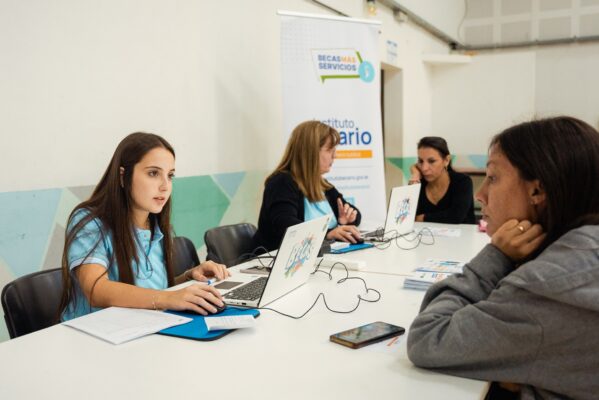 Confirmaron el pago de las becas provinciales de junio con montos actualizados