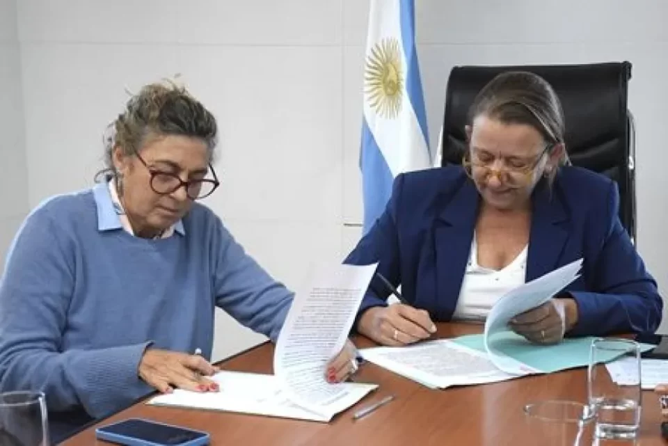 Destacan las acciones entre Desarrollo Humano y Educación para fortalecer políticas de cuidado