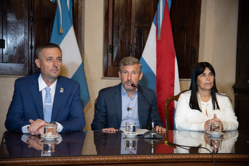 Frigerio: Decisión politica sin precedentes, dispuso la nulidad de 770 contratos «TRUCHOS» de la legislatura