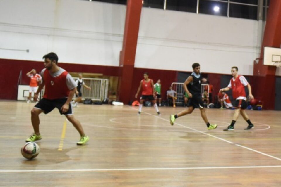 El gobierno provincial impulsa una capacitación deportiva y social junto a Fundación River Plate y BBVA Argentina