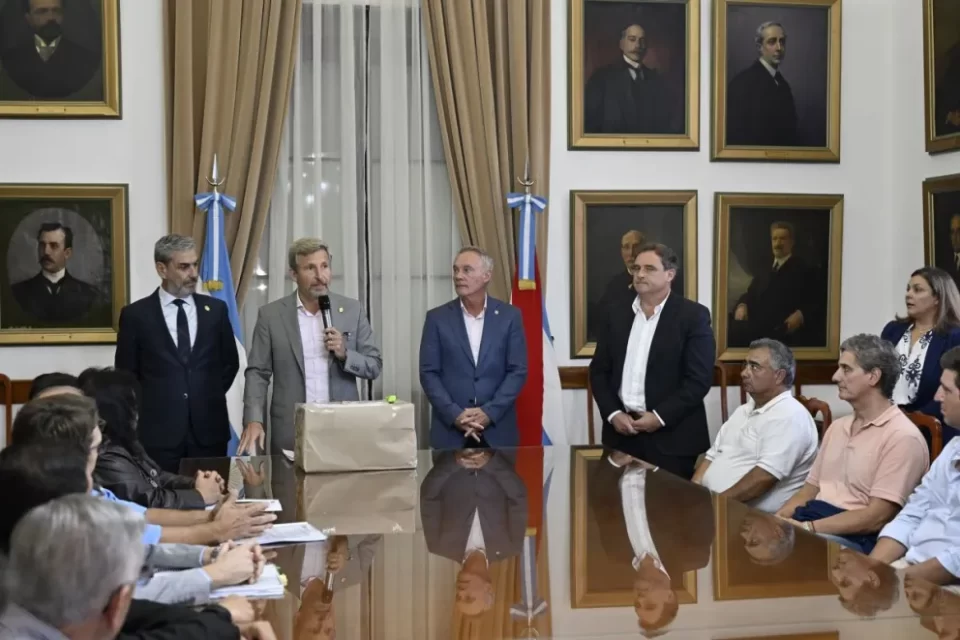 Se abrieron los sobres de la licitación pública del Grupo II del Plan de Recuperación de rutas