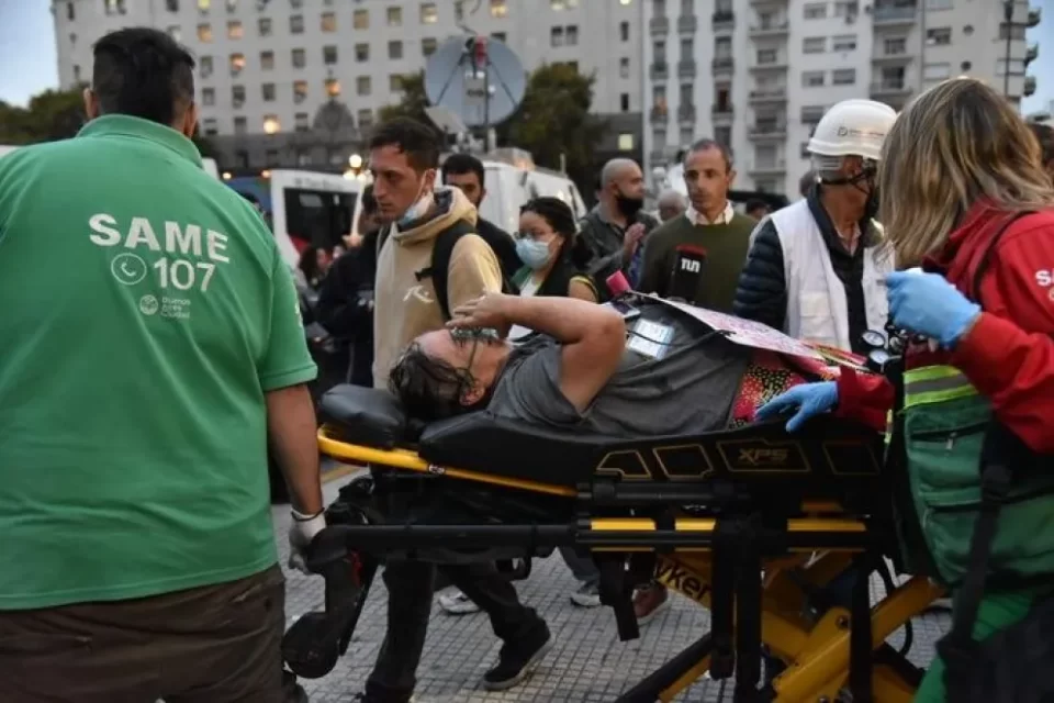 Marcha de jubilados, Dia despues: más de cien heridos por los gases, entre ellos una nena