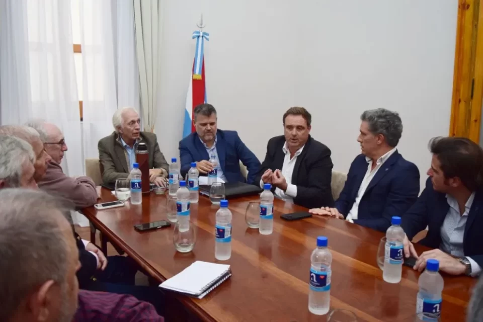 La Provincia mantuvo un encuentro con representantes de la Mesa de Enlace.
