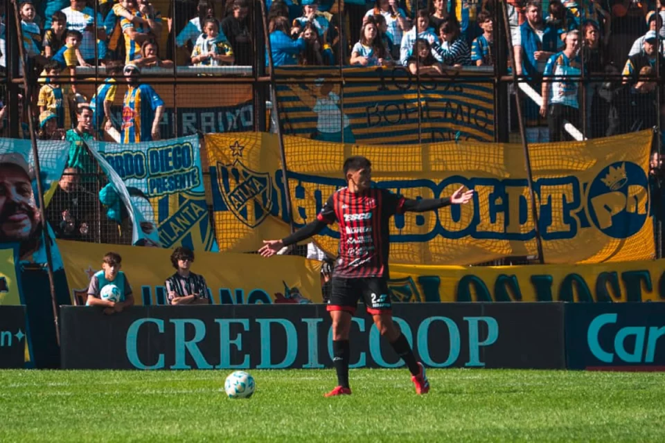 Patronato rescató un empate agónico contra Atlanta de visitante