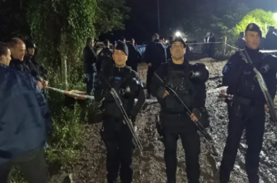 La Policía detuvo al presunto autor del homicidio de un hombre en calle Ameghino al final
