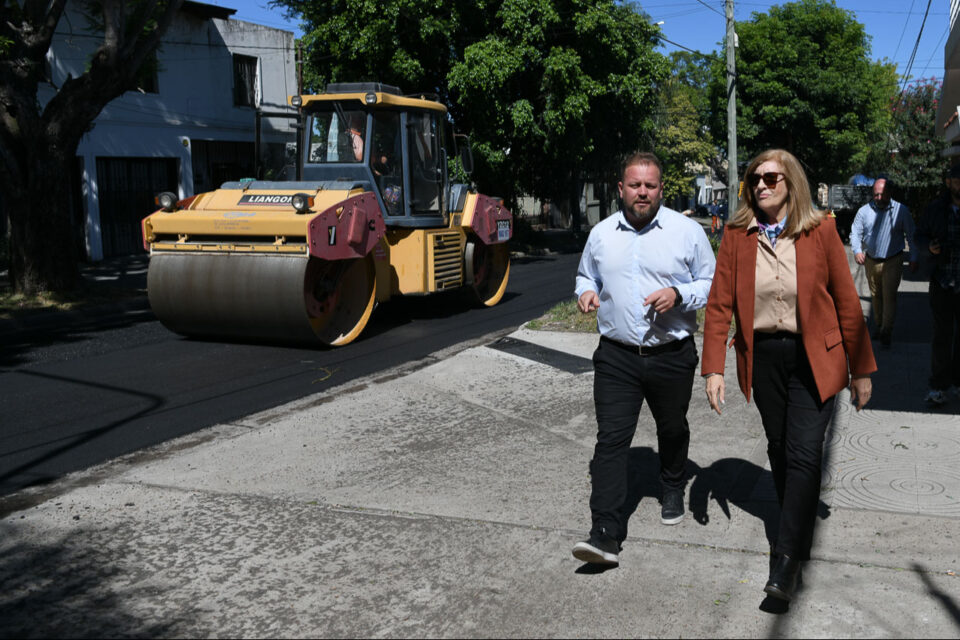 La Municipalidad avanza con mejoras en la trama vial de Paraná