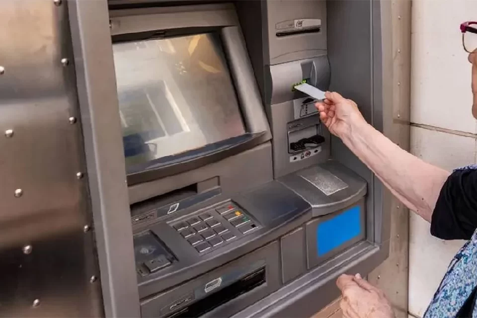 Oficializaron el pago de un nuevo bono de 70.000 pesos para jubilados en mayo