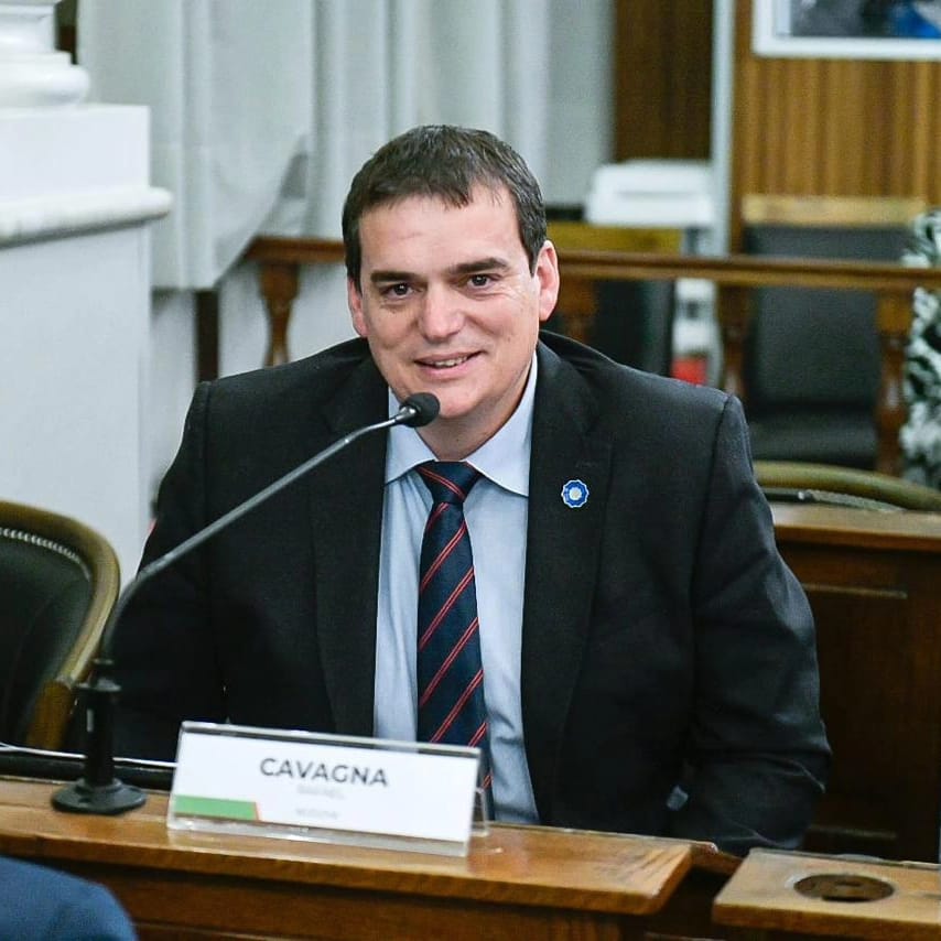 Cavagna: «El IOSPER no funcionó antes, no funcionó en la intervención y queremos que funcione con la ley nueva»