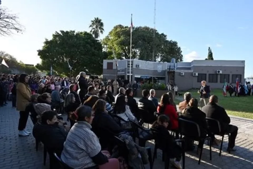El gobernador Rogelio Frigerio participó del 153° aniversario de la ciudad de Hernandarias