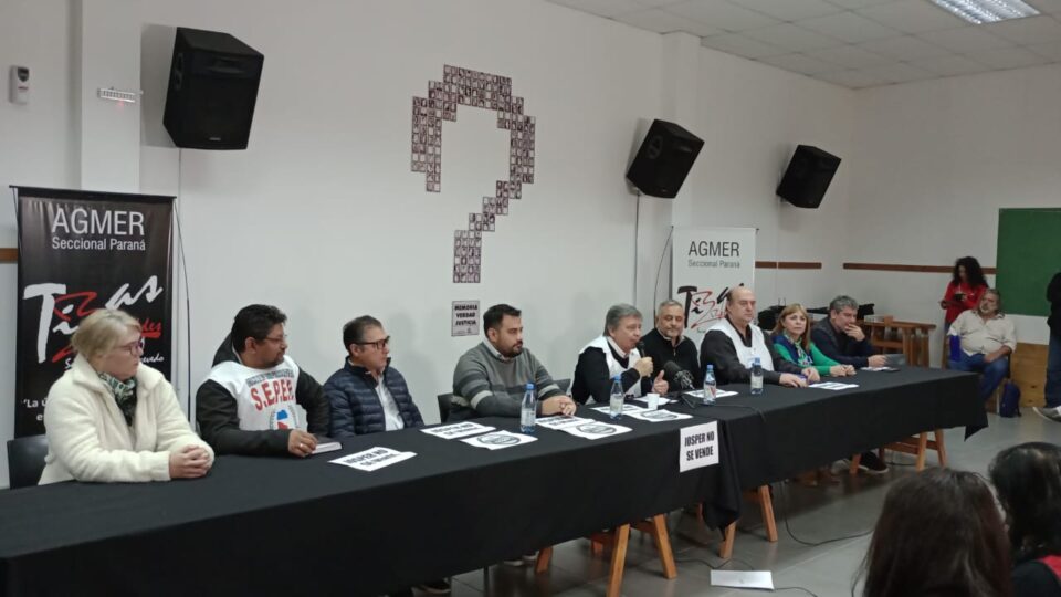 Iosper: la Intersindical marcha el miércoles y Agmer declara un paro de 24 horas