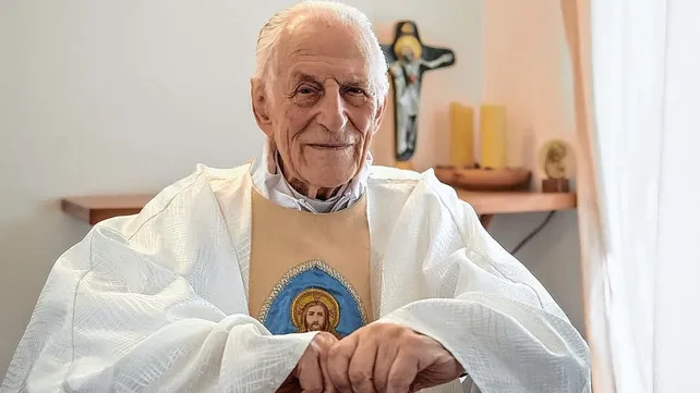 Estanislao Esteban Karlic, internado por una descompensación cardíaca