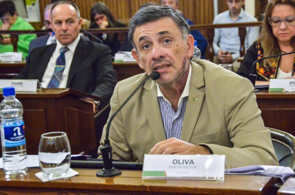 IOSPER: “Nada en Entre Ríos se construye desde la imposición”, afirmó Oliva