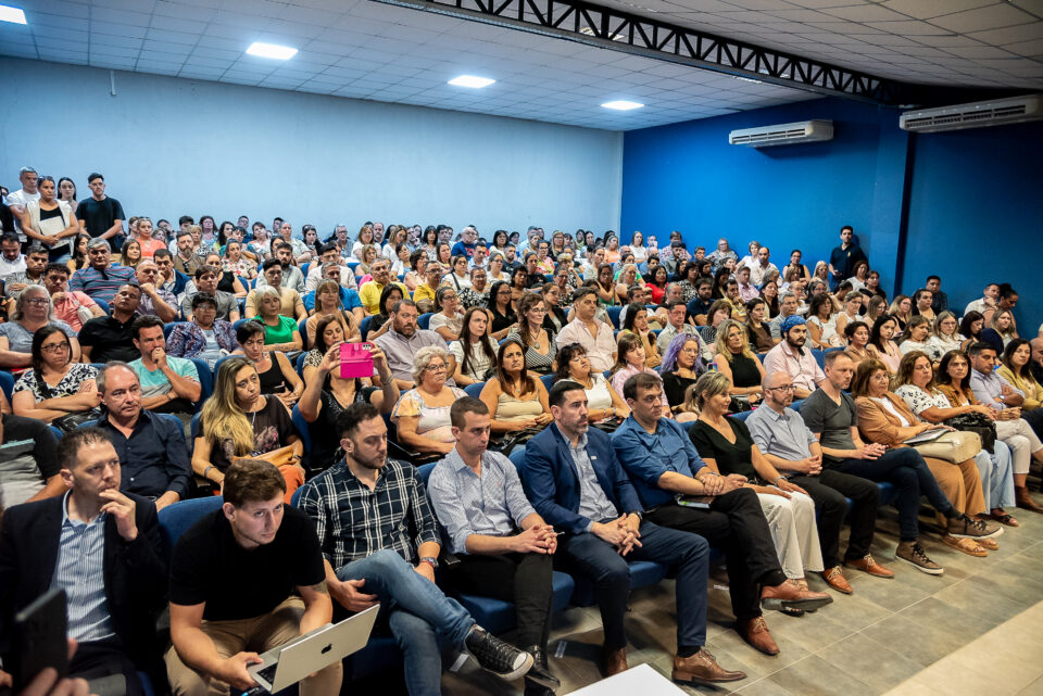 Más de 800 trabajadores públicos se capacitarán para avanzar en la digitalización del Estado entrerriano