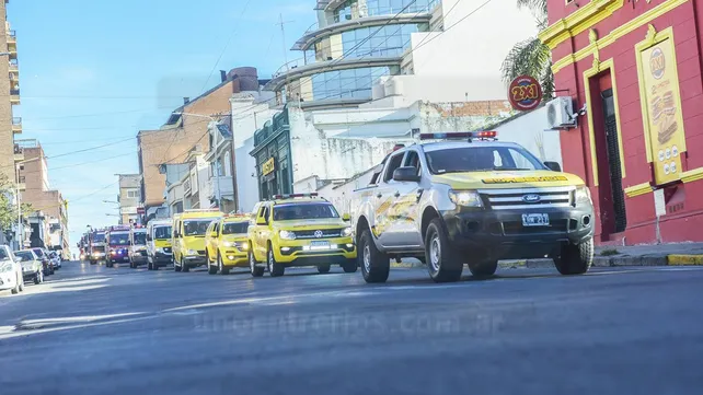 Los Bomberos Voluntarios de Paraná celebran hoy su día con su tradicional caravana