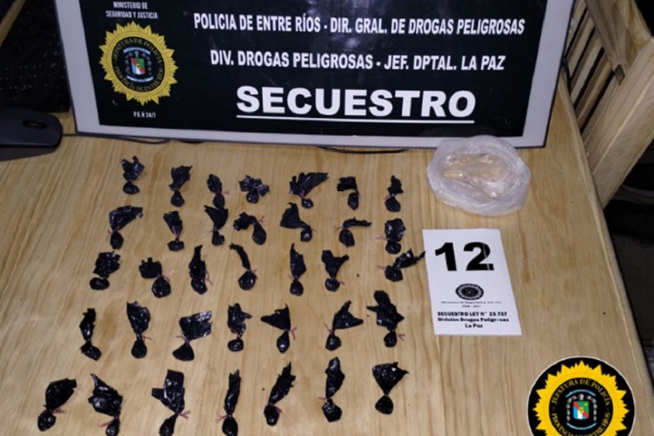 DROGAS PELIGROSAS Allanamiento por Narcomenudeo en Santa Elena