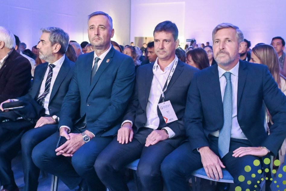 Hein participó del Foro Anual del Consejo Empresario