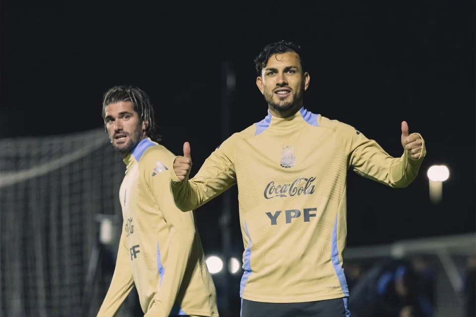 La Selección Argentina arrancó los entrenamientos mientras espera por Messi