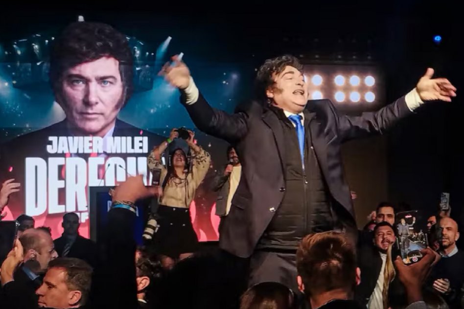 TILDÓ A VILLARRUEL DE BRUTA TRAIDORA Milei, en el “Derecha Fest”: “Muchos se van a sorprender con los resultados de octubre»