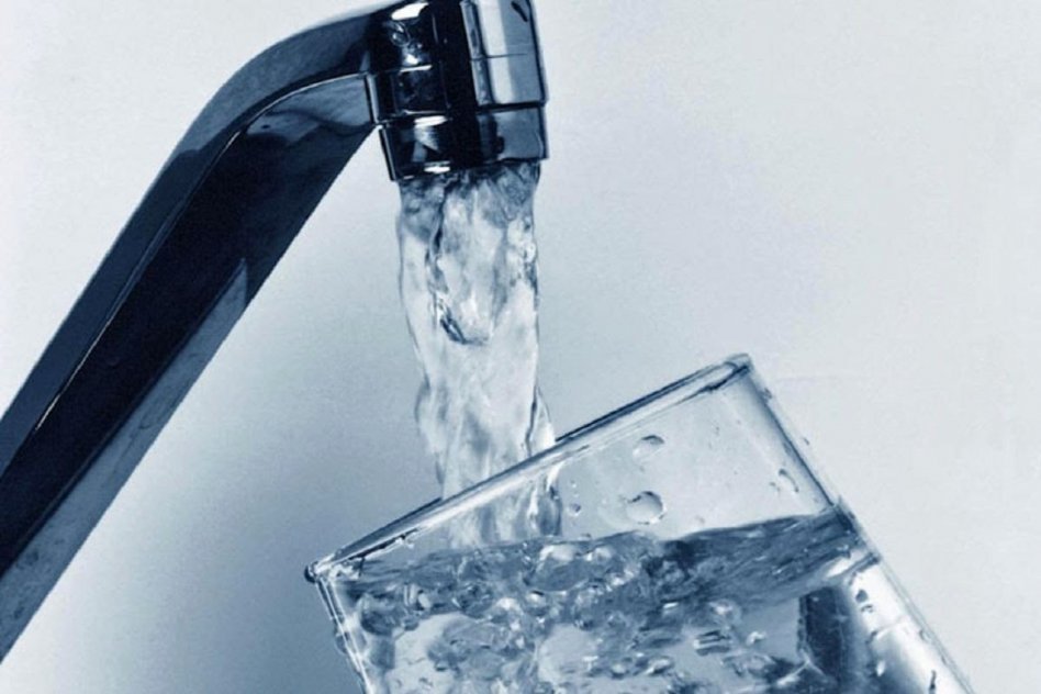 Suministro de agua: realizan trabajos mantenimiento en el centro de distribución Ejército