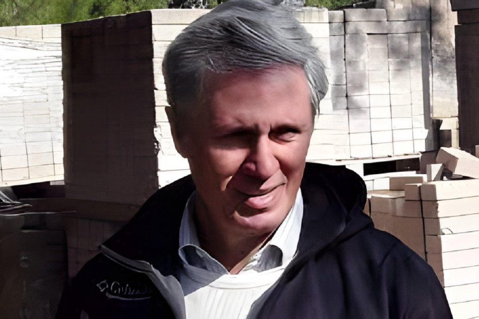 MOTOSIERRA CON PROPIOS Y AJENOS Corrieron a Sebastián Etchevehere de ANSES Paraná