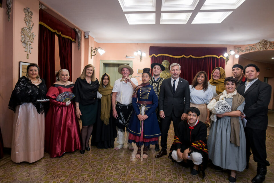 9 DE JULIO La Gala Patria por la Independencia se celebró a sala llena en el Teatro 3 de Febrero