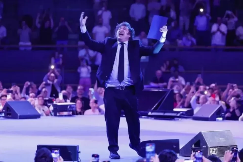 Javier Milei cerró un congreso evangélico en Chaco: calificó a la justicia social de «pecado» y exaltó «los valores judeocristianos»