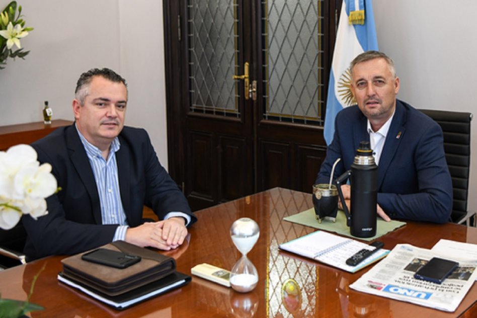 Cámara de Diputados: Gustavo Hein recibió al decano de Ciencias Económicas para articular trabajo en conjunto