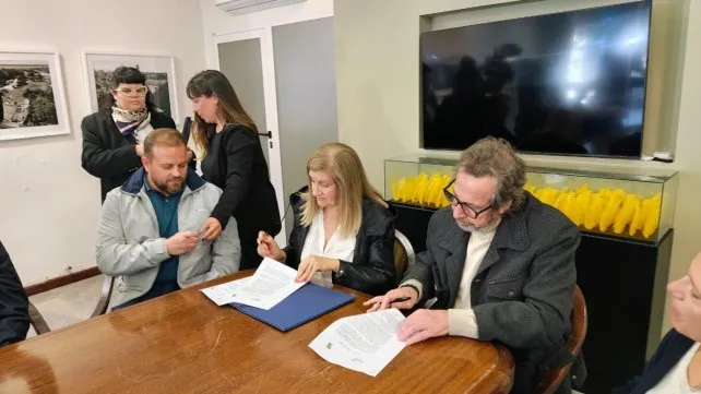 Plazas, obras y educación: Estudiantes de Paraná y la Municipalidad refuerzan lazos