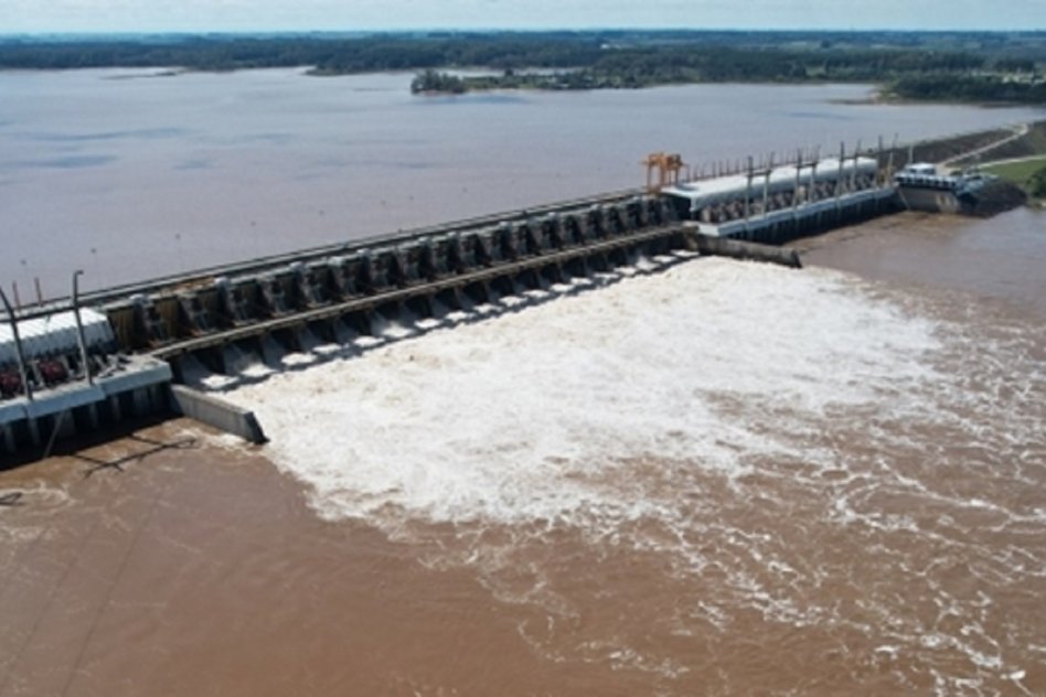 SIATRASAG El principal candidato del oficialismo quiere privatizar Salto Grande y le salieron al cruce en duros términos