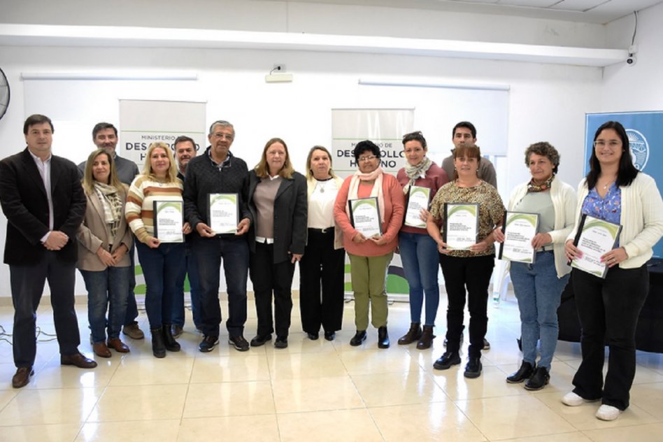 Emprendedores de Gualeguay recibieron microcréditos para el impulso local