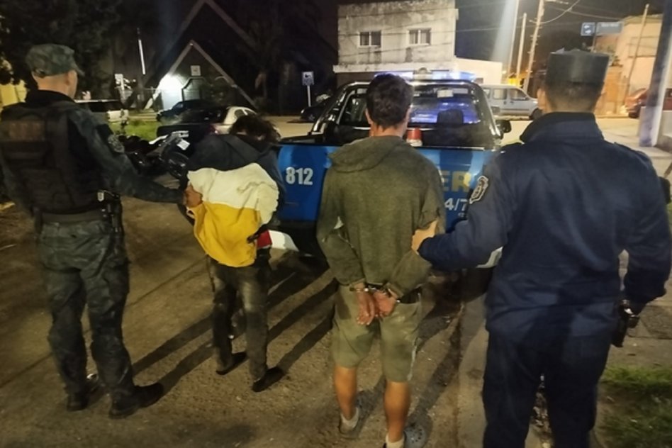 COMISARÍA DOCE Robaron una hidrolavadora y fueron detenido por el propietario de la vivienda hasta que llegó la policía
