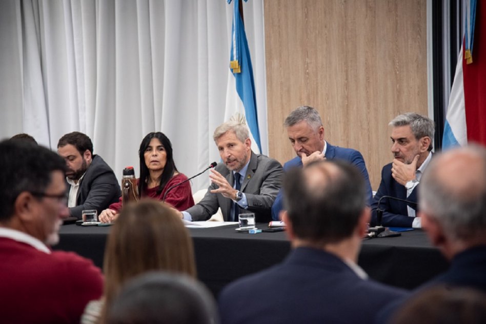 Frigerio reunió a su gabinete ampliado y repasó temas prioritarios