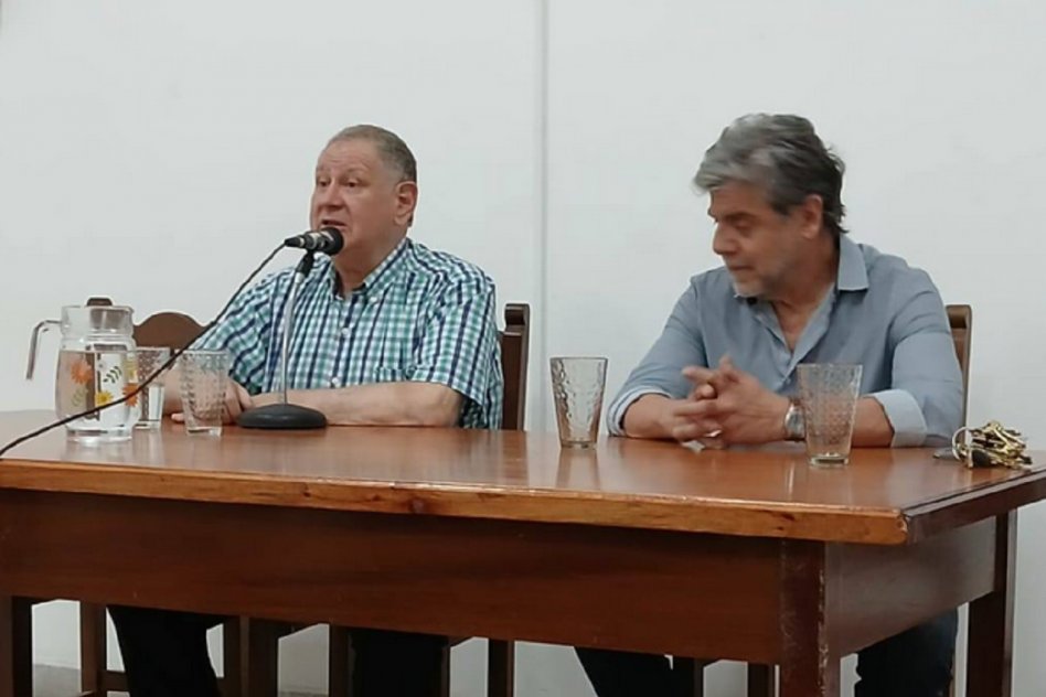 Asamblea del radicalismo en Paraná