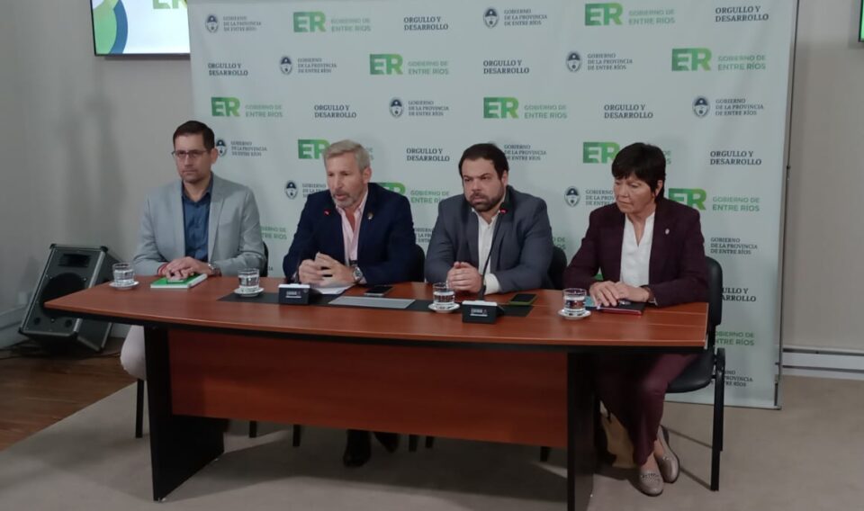 DESDE EL 1º DE ENERO Frigerio anunció la reducción de tasas municipales en la factura eléctrica desde 2026
