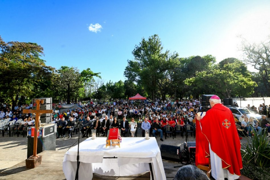 VICEGOBERNACIÓN Aluani compartió con la comunidad de Lucas González su fiesta patronal