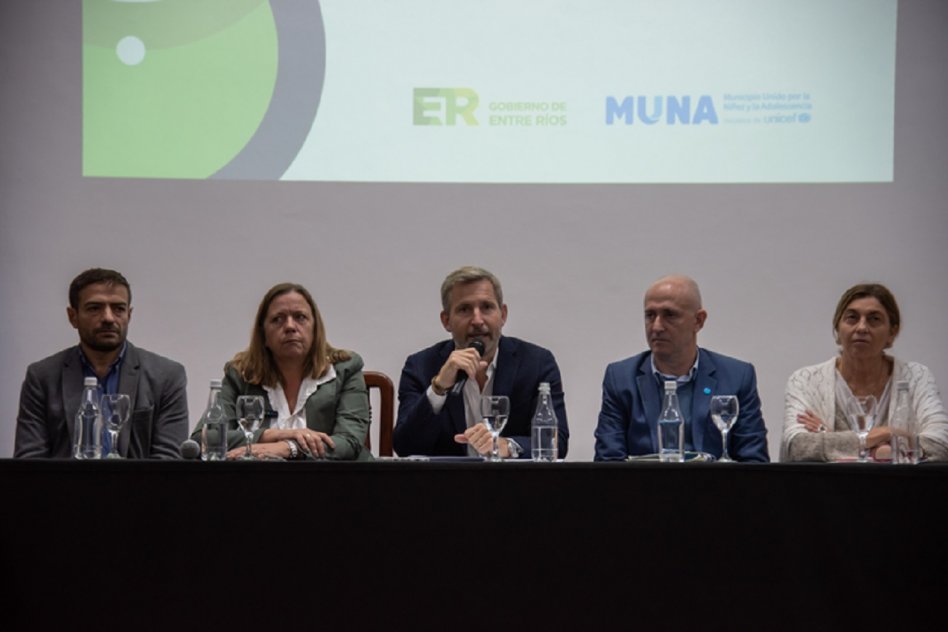 El gobierno avanza en la agenda de infancia con apoyo de Unicef y participación municipal