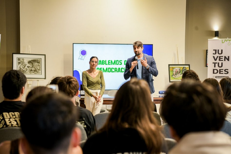 Estudiantes participaron del taller de Democracia y Boleta Única de Papel