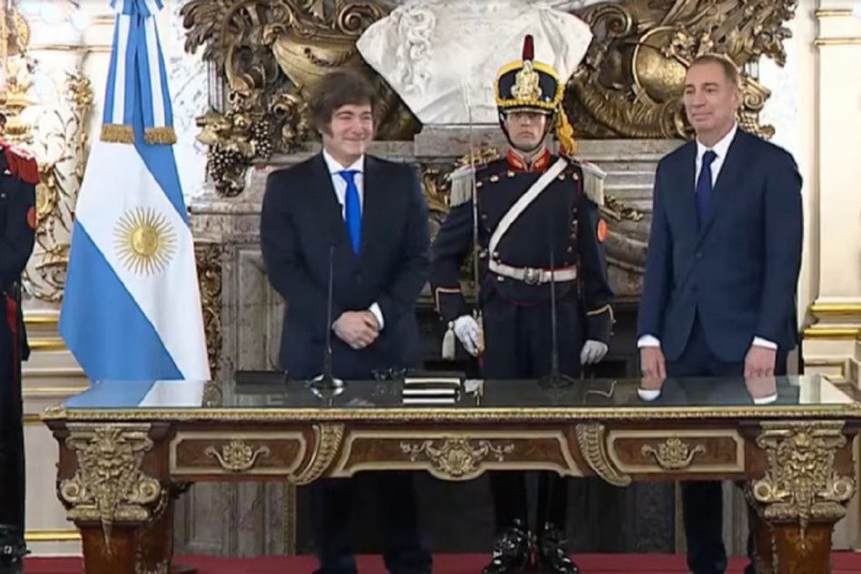 Milei le tomó juramento a Santilli como nuevo ministro del Interior
