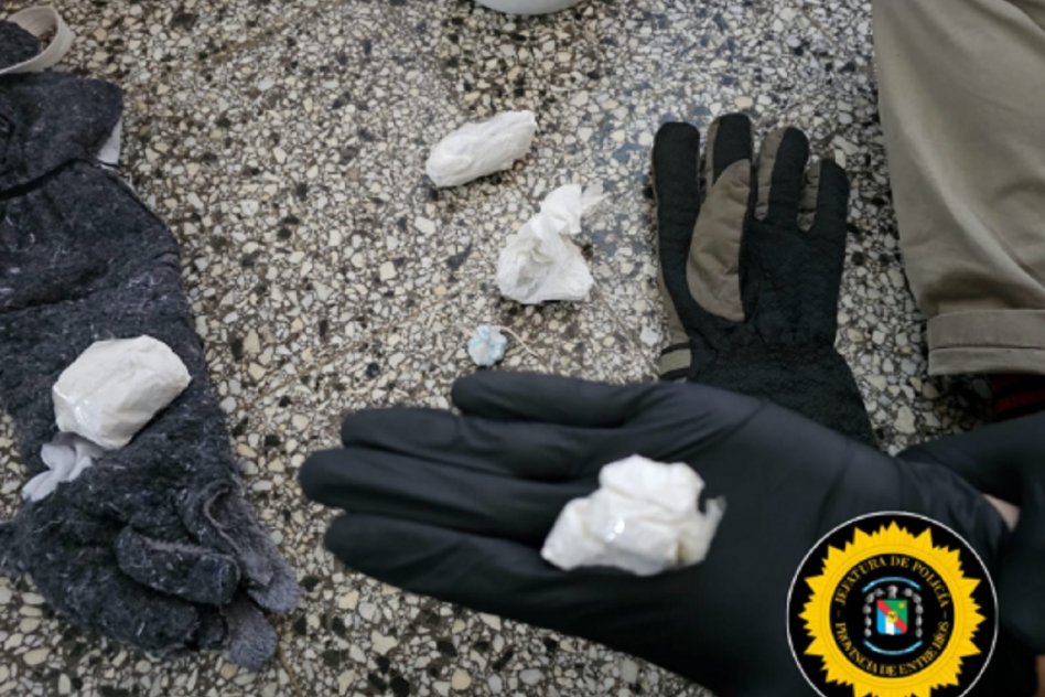 DROGAS PELIGROSAS Narcomenudeo: requisa en la terminal de Federal y allanamiento en domicilio de Concordia