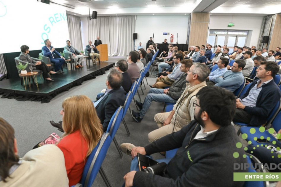 Gustavo Hein representó al gobierno en la ‘Jornada Entre Ríos Renovable’