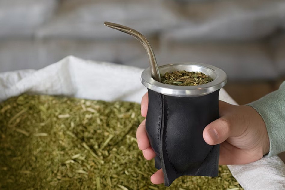 Otro golpe desregulador: el Gobierno le prohibió al Instituto de la Yerba Mate intervenir en el mercado y fijar precios