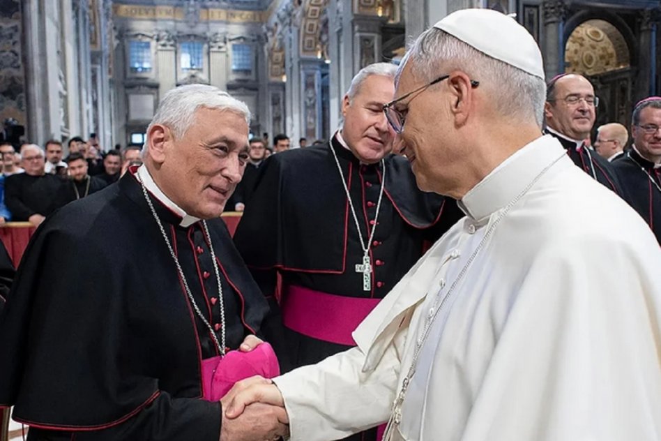El papa León XIV aceptó la renuncia del obispo de Cádiz acusado de pederastia