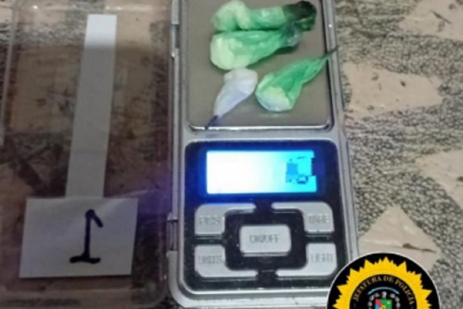 SAN BENITO Allanamiento por narcomenudeo en Barrio Las Tunas