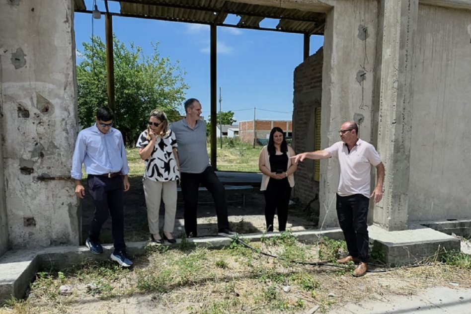 El gobierno acompañó acciones deportivas y obras de infraestructura en la localidad de Los Charrúas