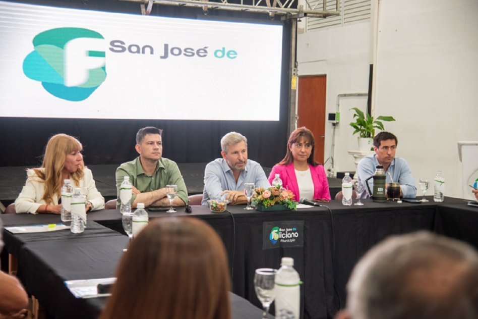 Frigerio se reunió con presidentes de juntas de gobierno y comunas del departamento Feliciano