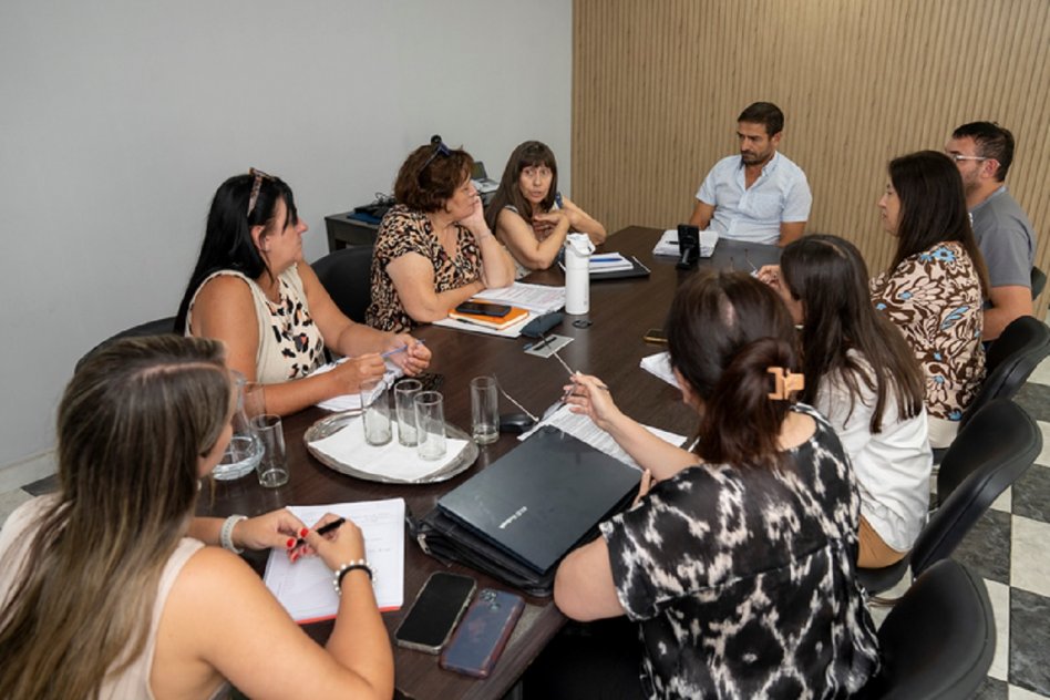 Salud y UPCN iniciaron la agenda 2026 con foco en la recategorización del personal