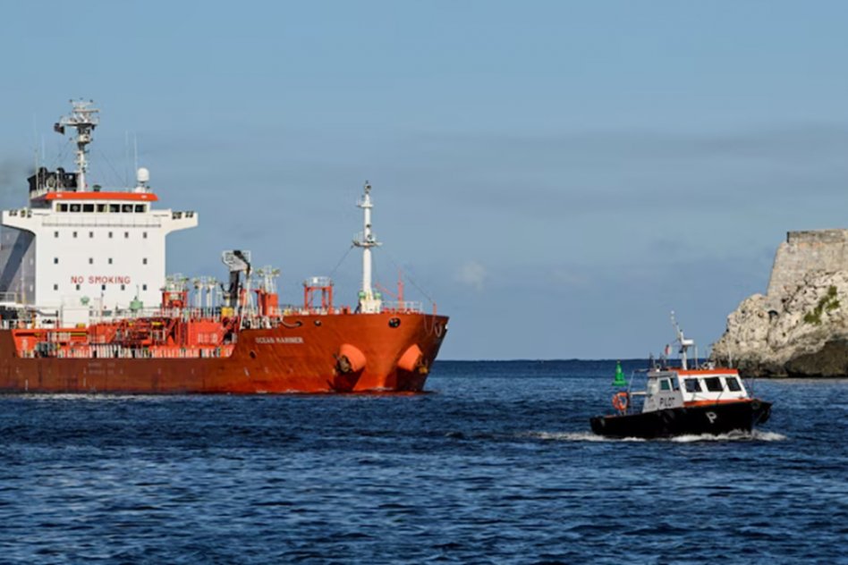 Salió desde Venezuela el primer buque con crudo pesado hacia Estados Unidos