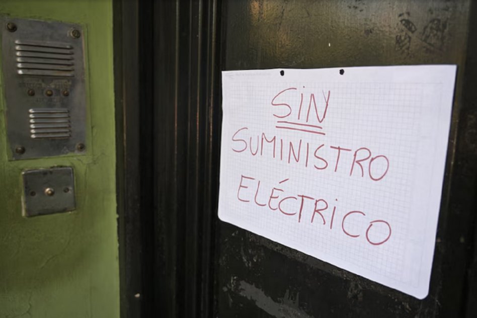 Apagón en AMBA: los motivos del corte masivo que afectó a más de 800.000 usuarios
