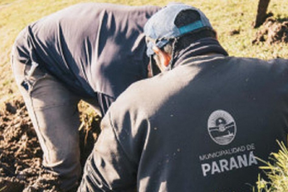 Finalizó la reparación de cañería distribuidora de agua potable en calle Blas Parera