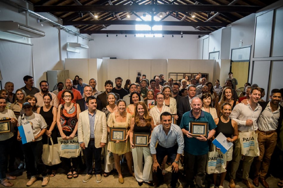 Marca Paraná recibió un reconocimiento en los Premios Iberoamericanos a la Comunicación Pública